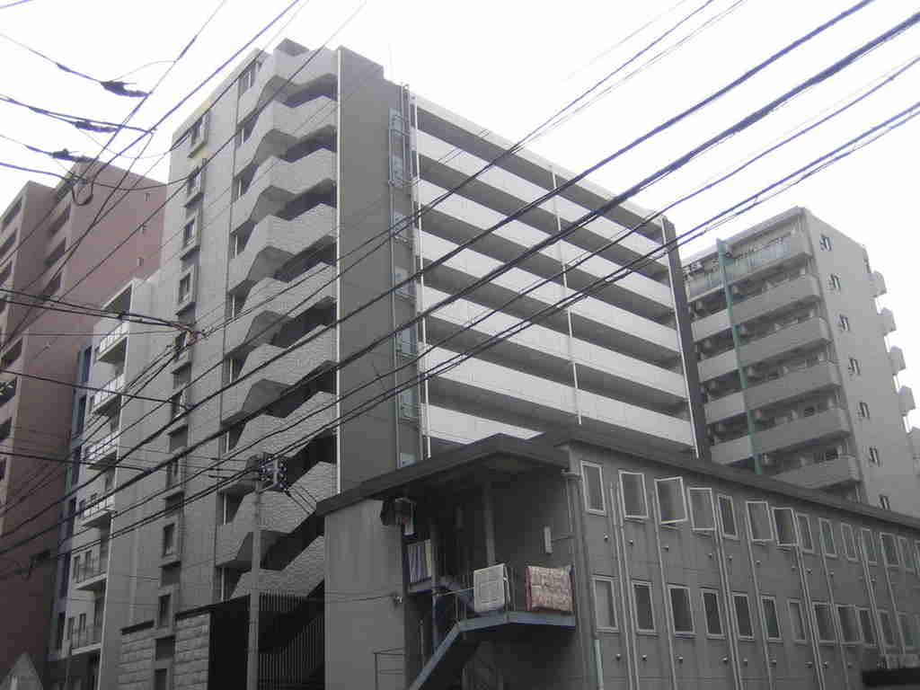 グランド・ガーラ新横浜の外観