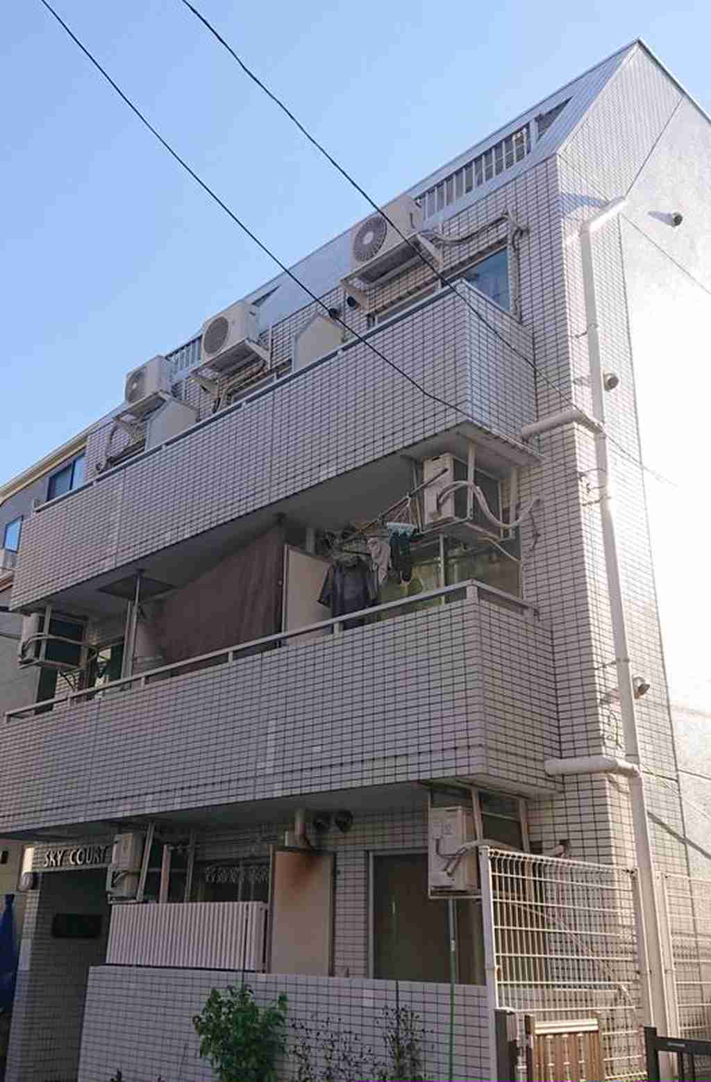 スカイコート町屋の外観