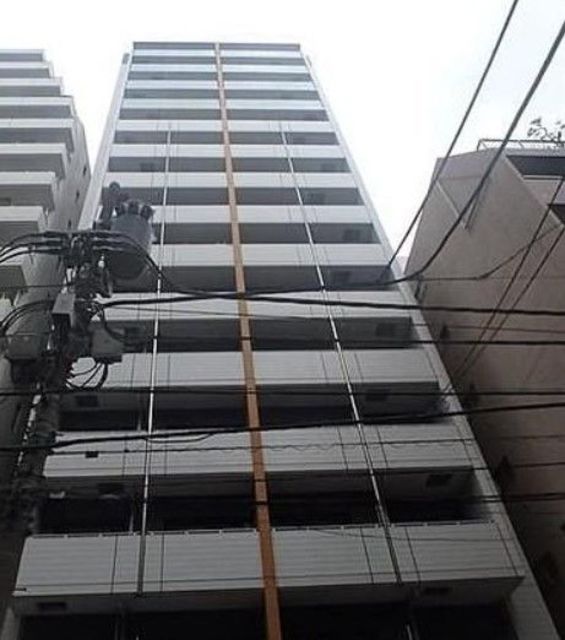 ガーラプレイス新宿御苑の外観