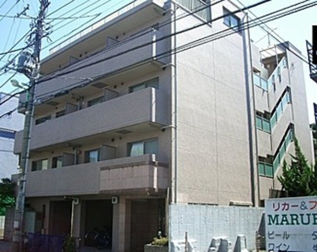 ルーブル駒澤大学の外観
