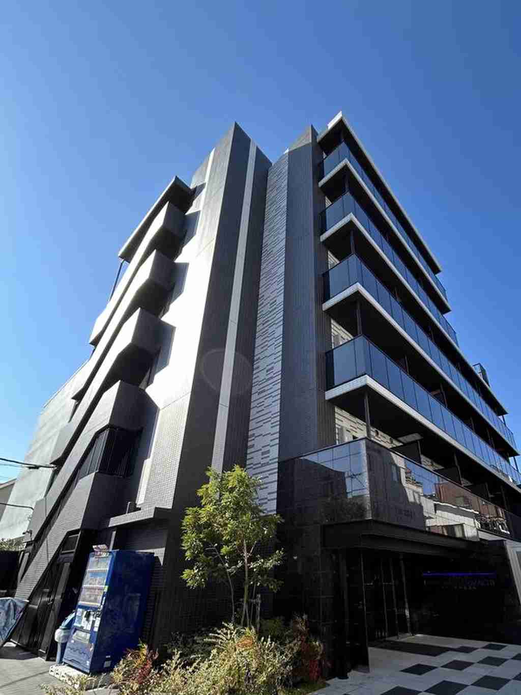 ロアール川崎新町の外観