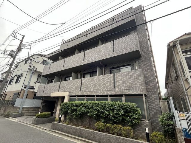 ルーブル早稲田参番館の外観