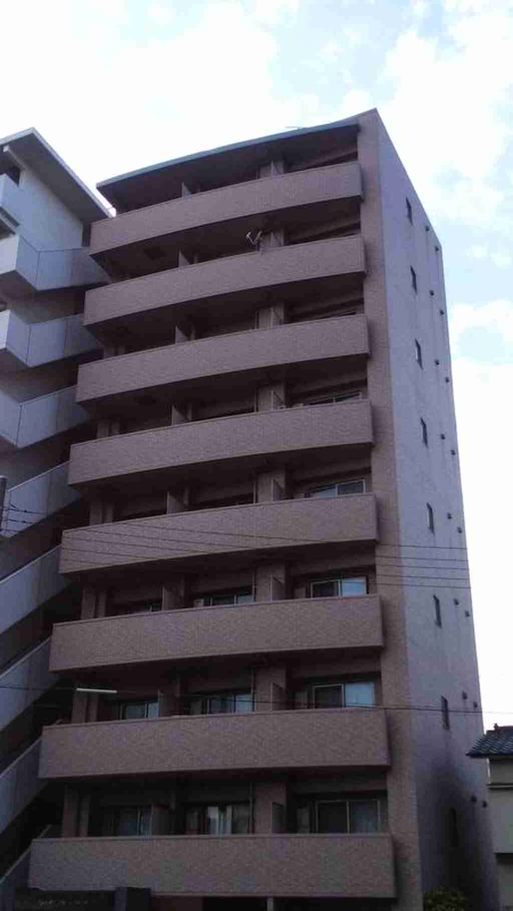 シンシア大森本町の建物外観