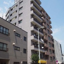 ガーラ飛鳥山公園の外観