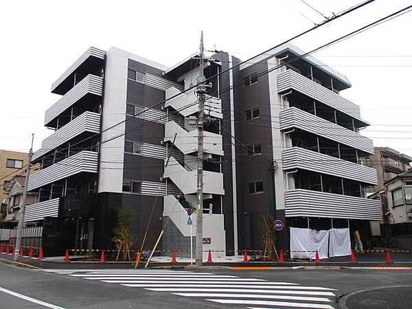 ロアール武蔵新田の外観