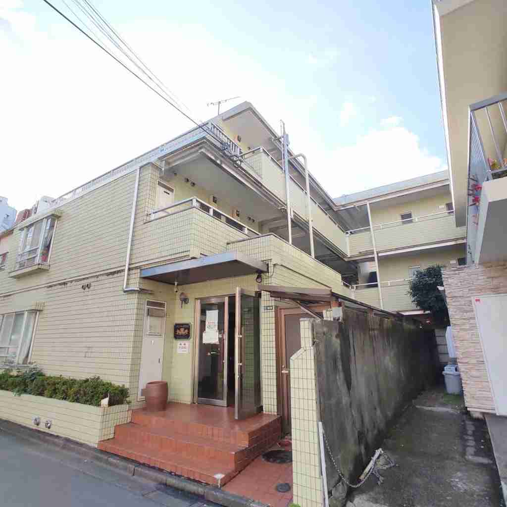 スカイコート新宿No.2の外観