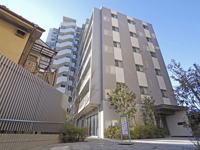 プレサンスロジェ西葛西の外観
