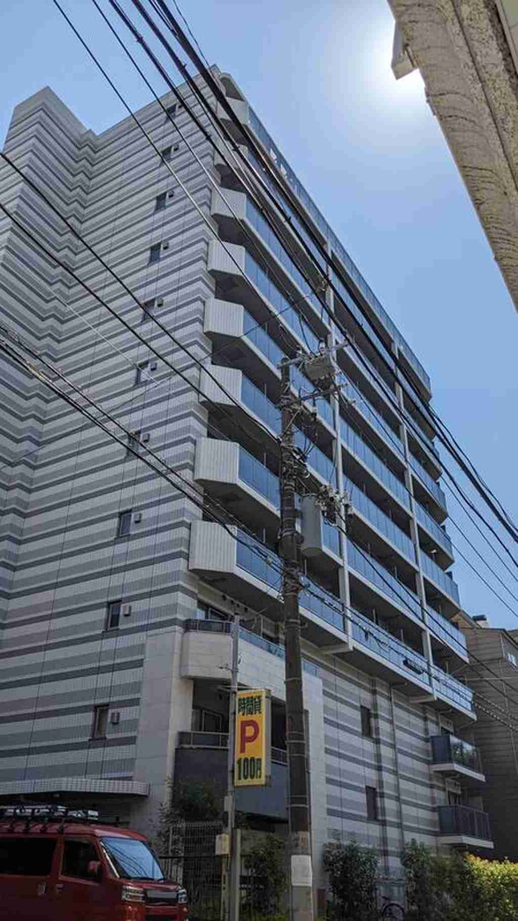 ガーラ・ステーション東神奈川の外観