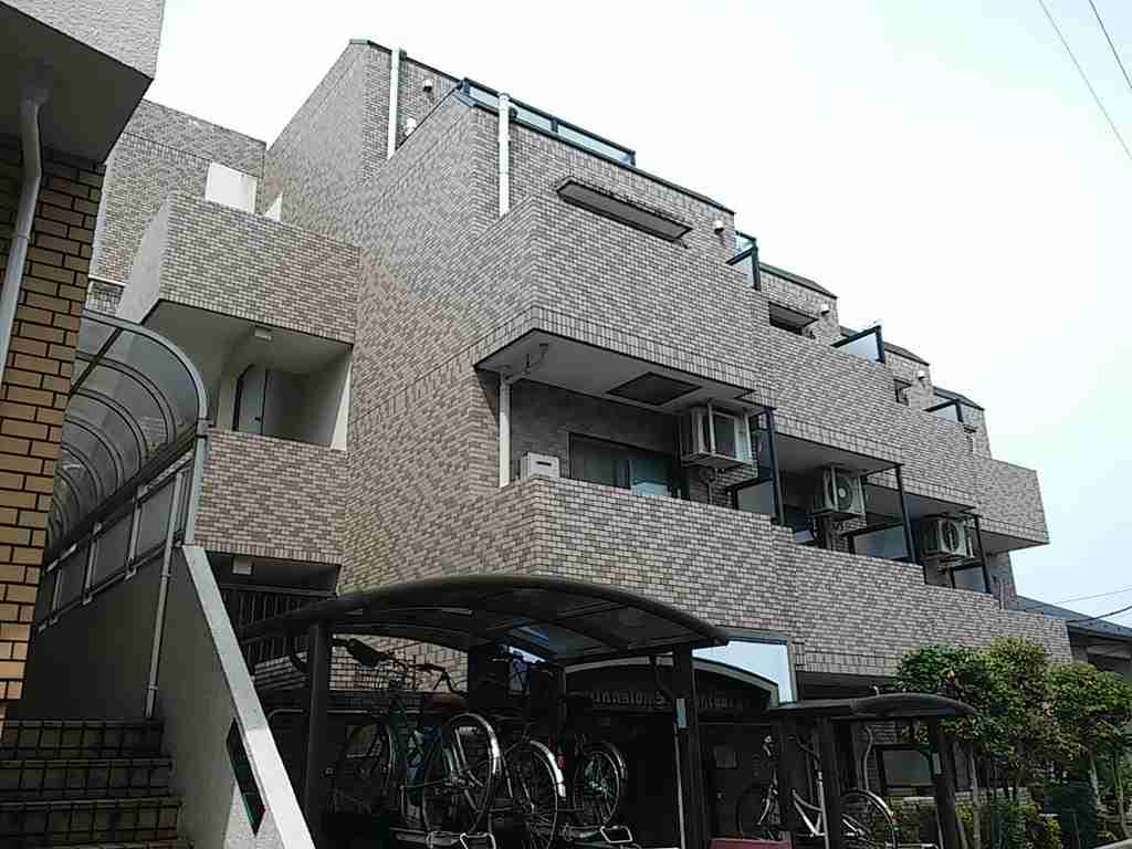 ライオンズマンション成城東の外観