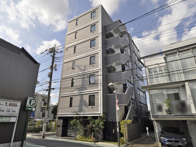 ステージファースト経堂アジールコートの外観