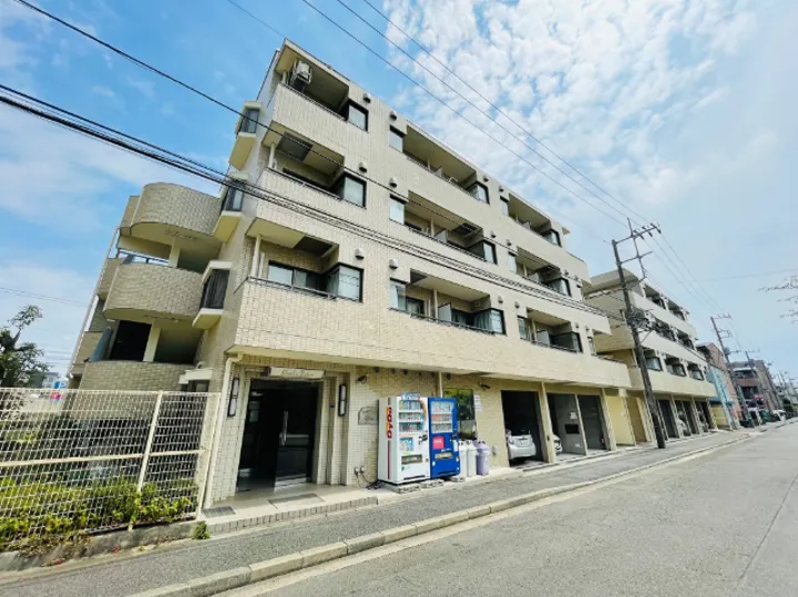 日神パレス戸塚の外観