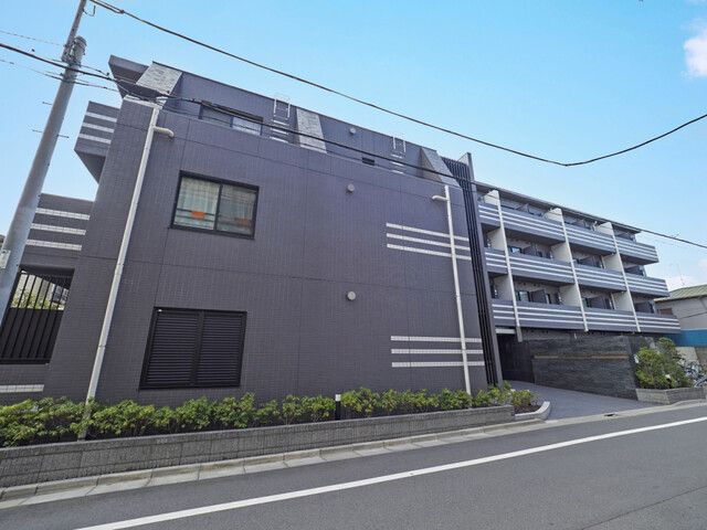 ステージグランデ大鳥居アジールコートの外観