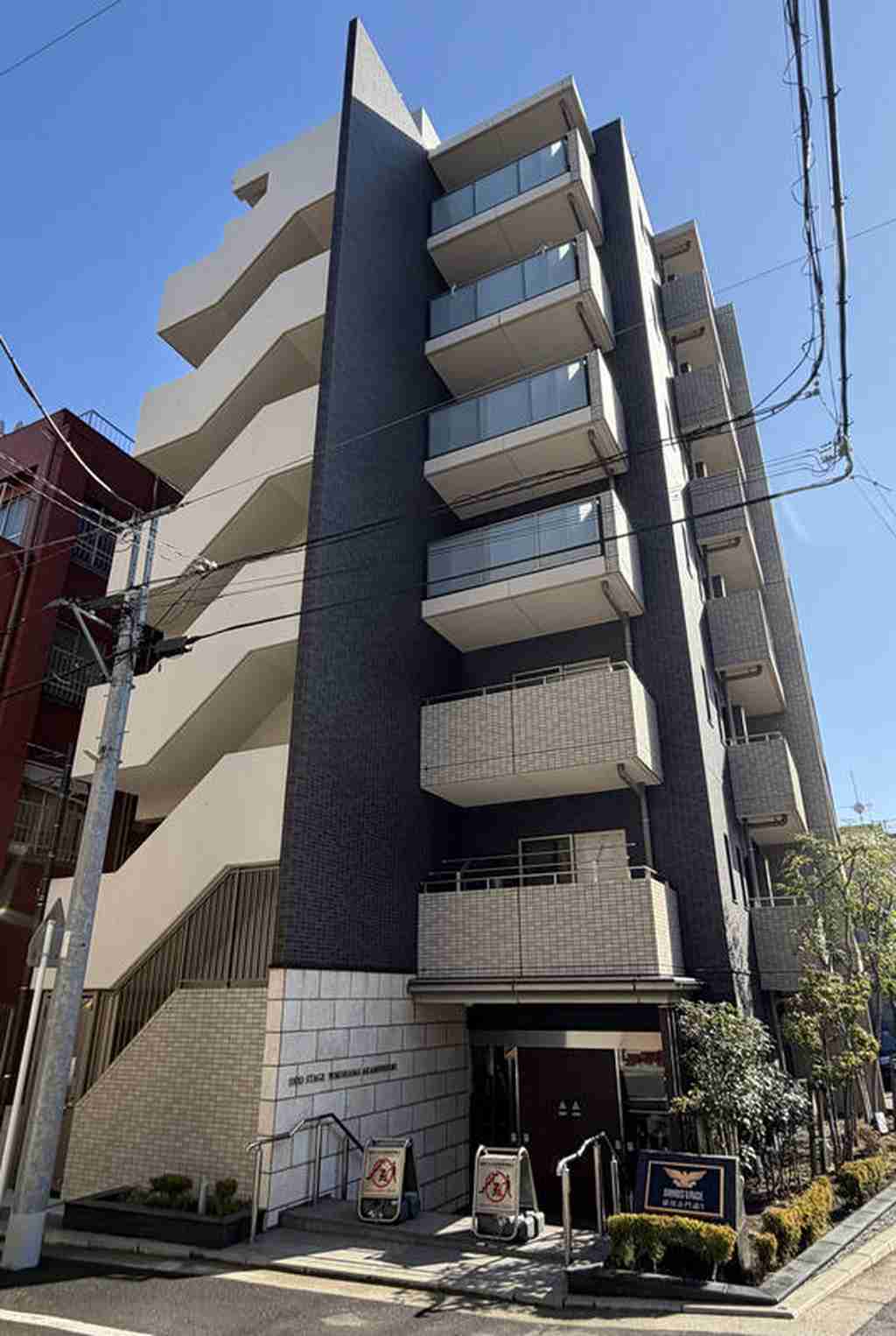デュオステージ横濱赤門通りの建物外観