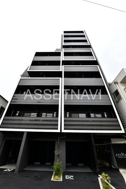 アークマーク梅屋敷アジールコートの外観