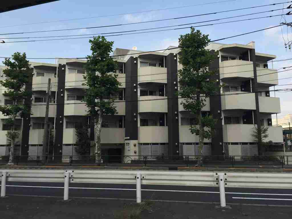パレ・ホームズ石神井公園の外観