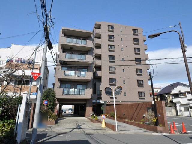 日神パレステージ東日暮里の外観
