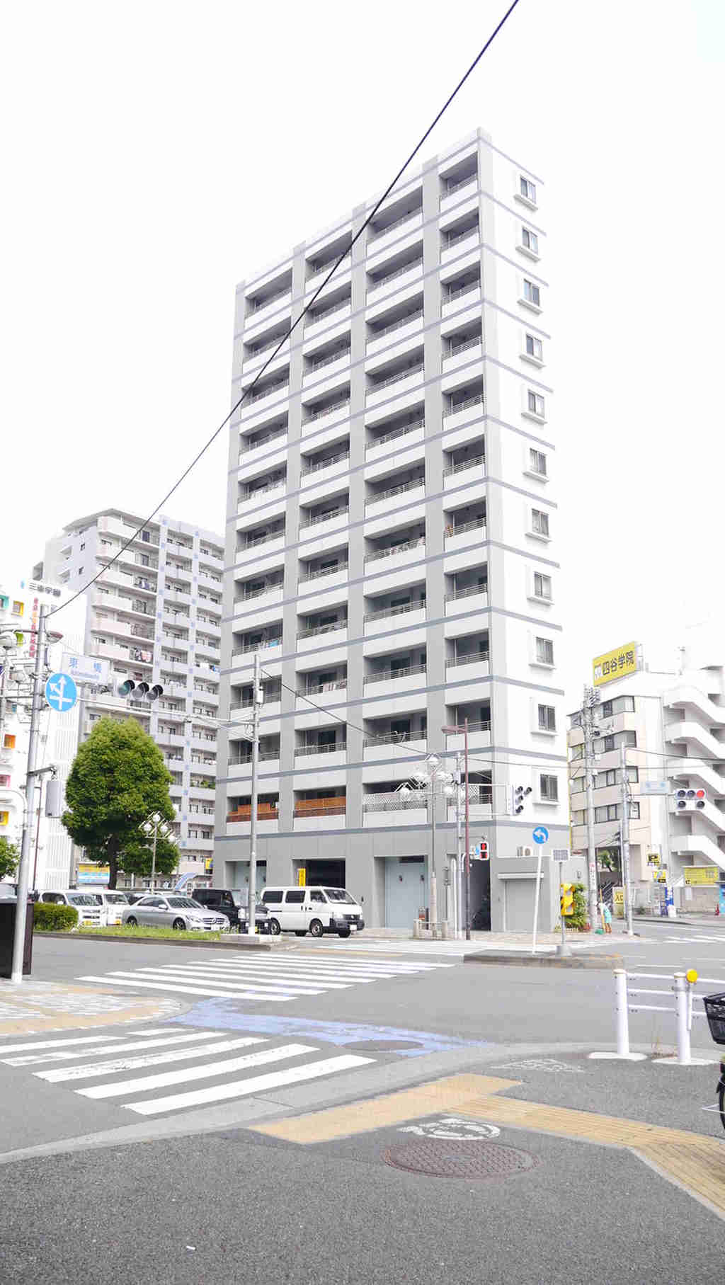日神パレステージ立川曙町の外観