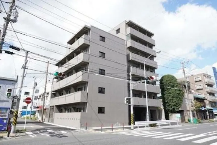 ルーブル横濱南太田弐番館の外観