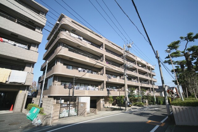 日神パレステージ保土ヶ谷みなみ台の外観