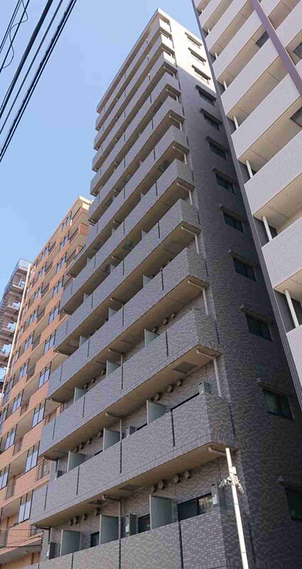 ルーブル東十条の外観