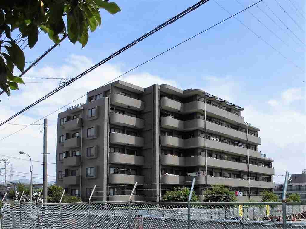 日神パレステージ鎌倉台の外観