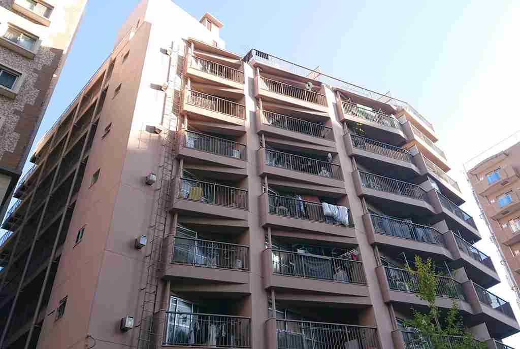 西日暮里サマリヤマンションの建物外観