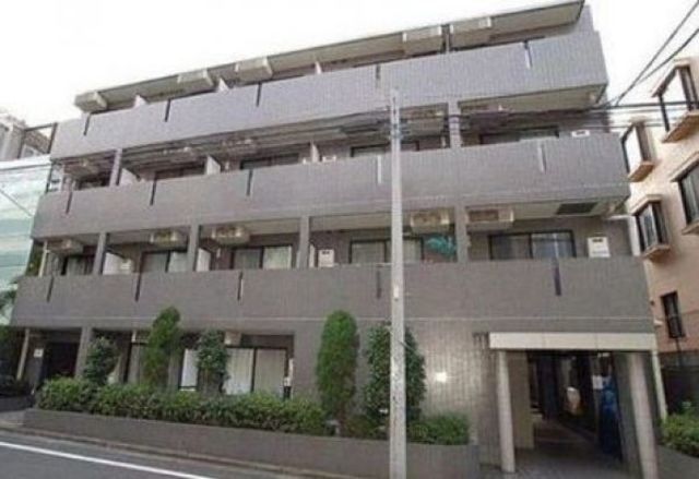 ステージファースト原宿の外観