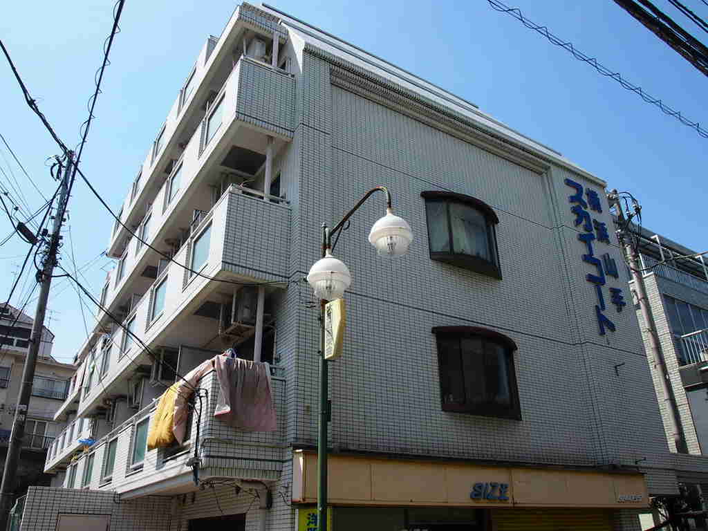 スカイコート横浜山手の外観