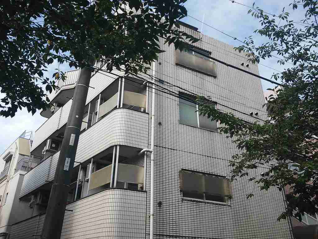 スカイコート下北沢の外観