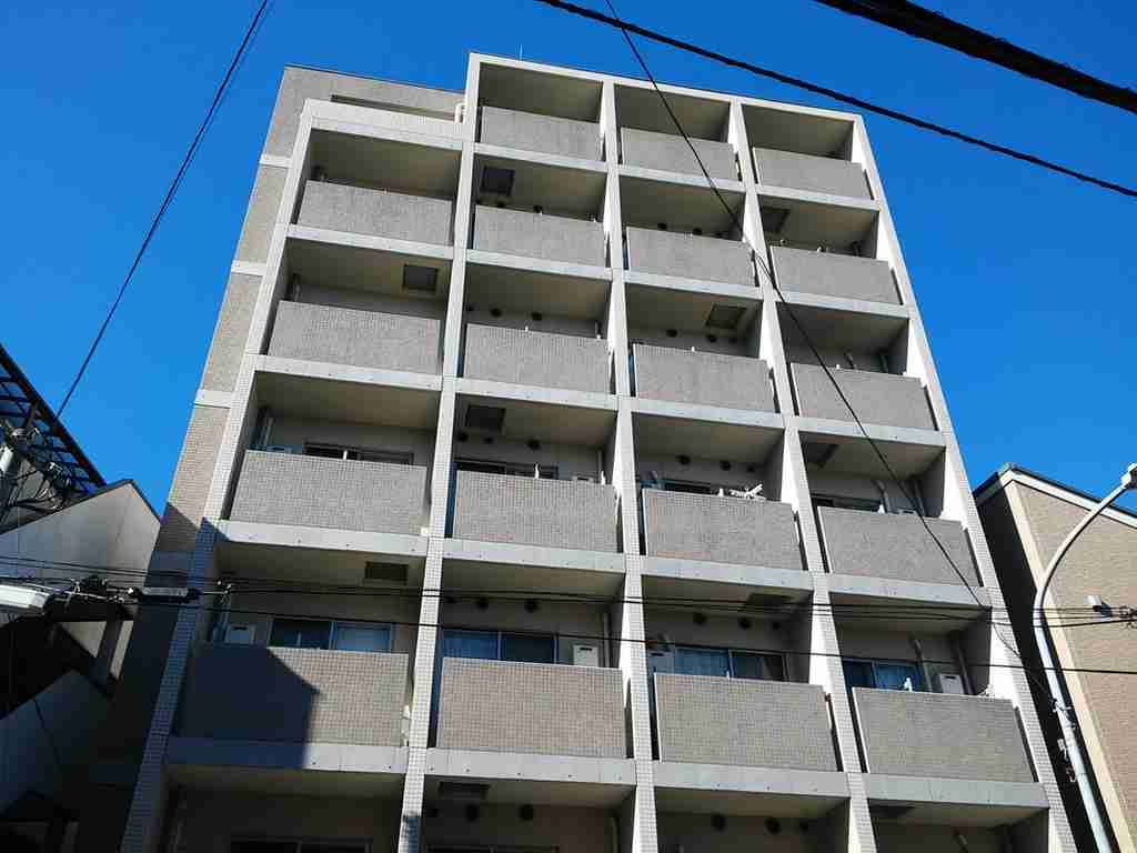 ロアール綱島の外観