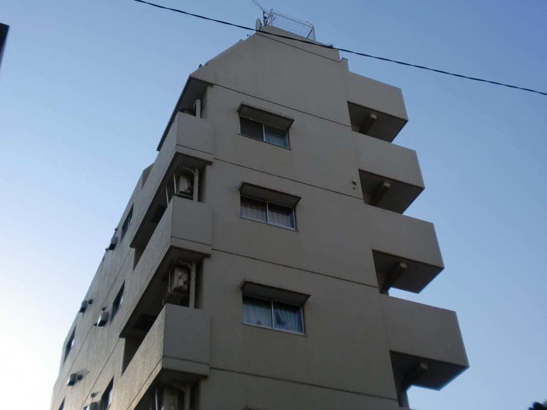 西浅草八番館の外観