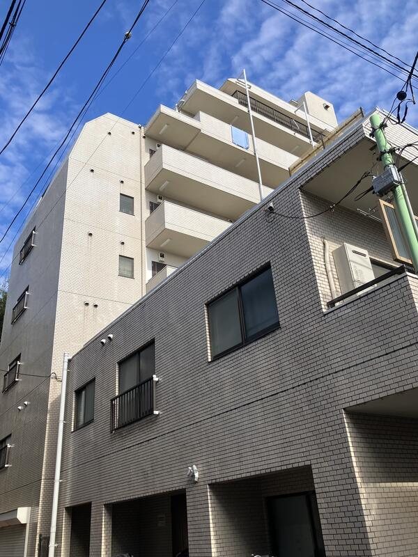 パレドール方南町の建物外観