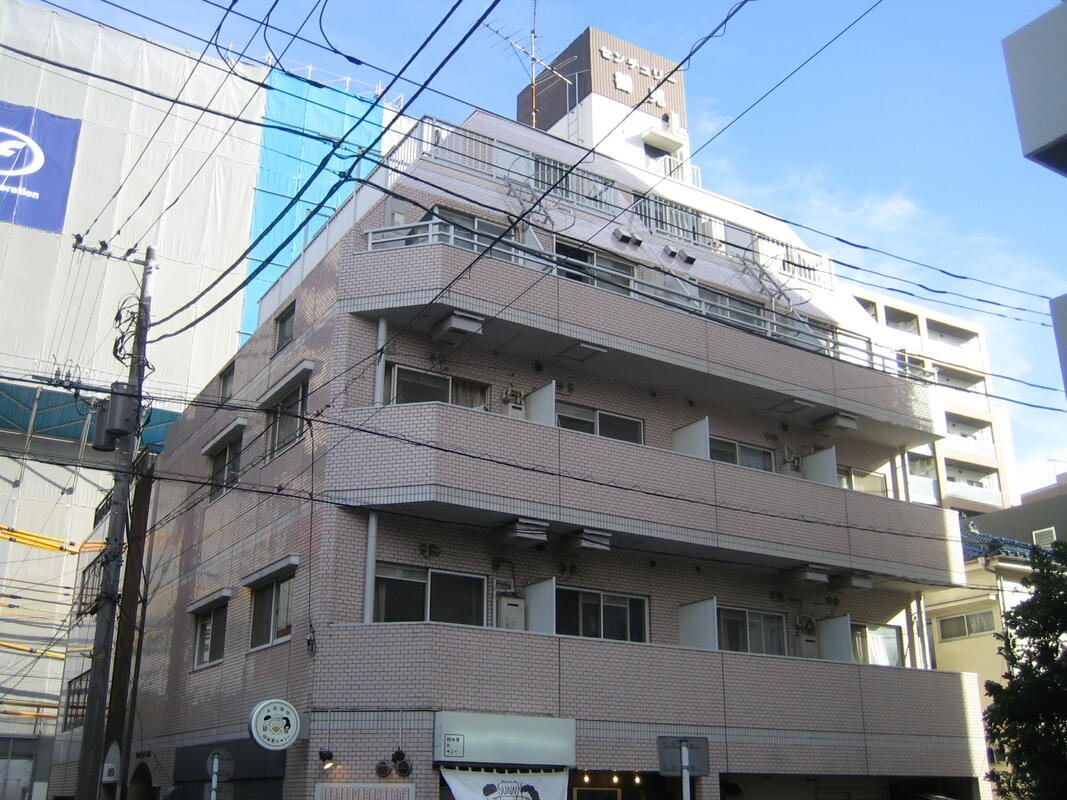 センチュリー鶴見の外観
