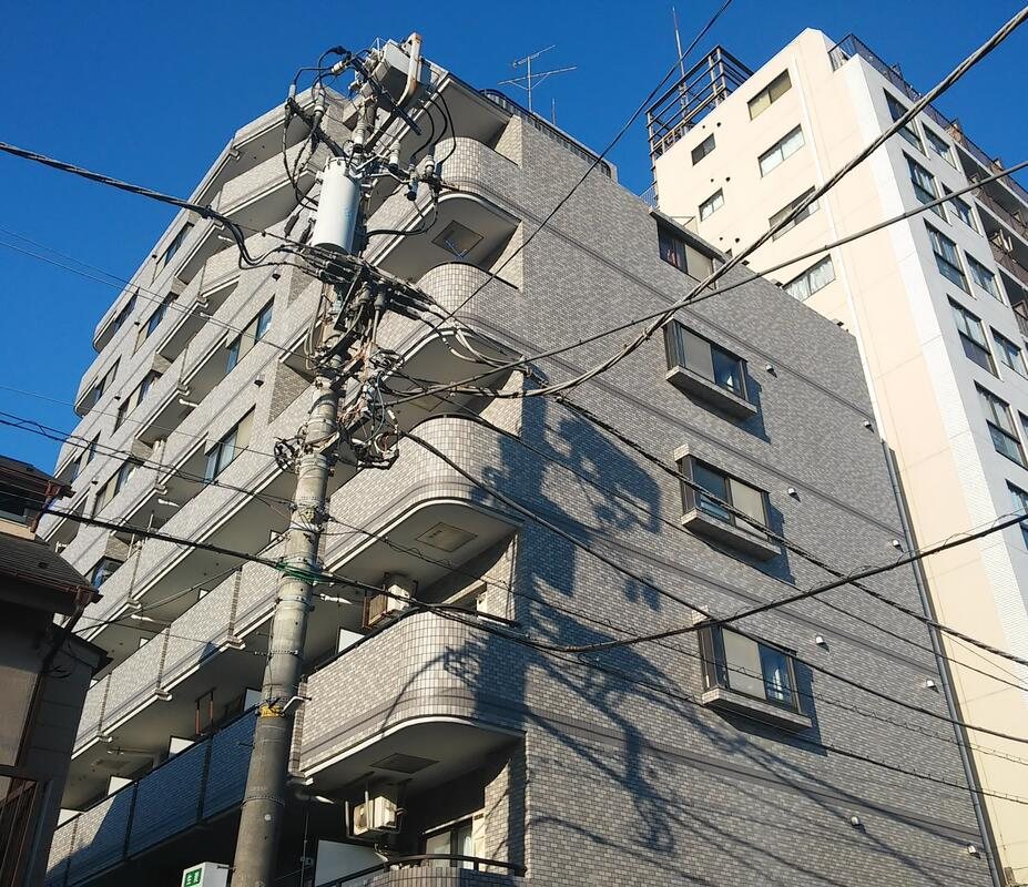 ライオンズマンション生麦南の外観