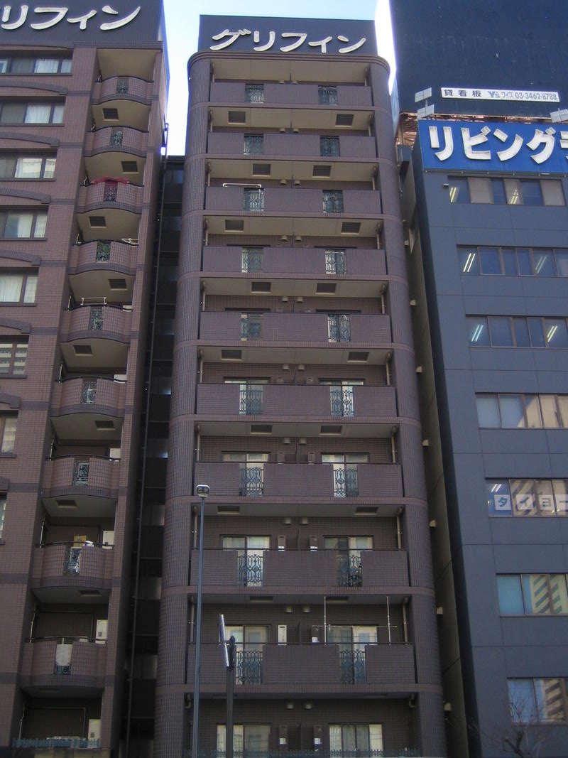 グリフィン横浜・桜木町十番館の外観