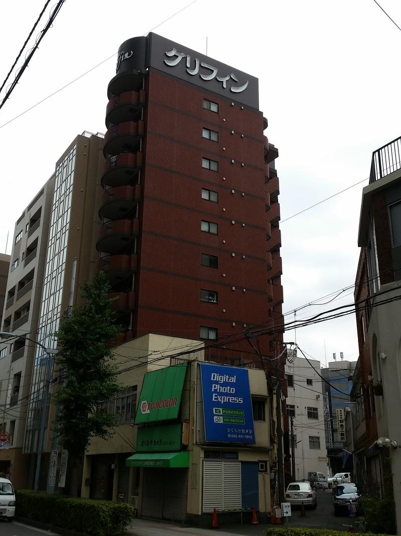 グリフィン横浜・東口弐番館の外観