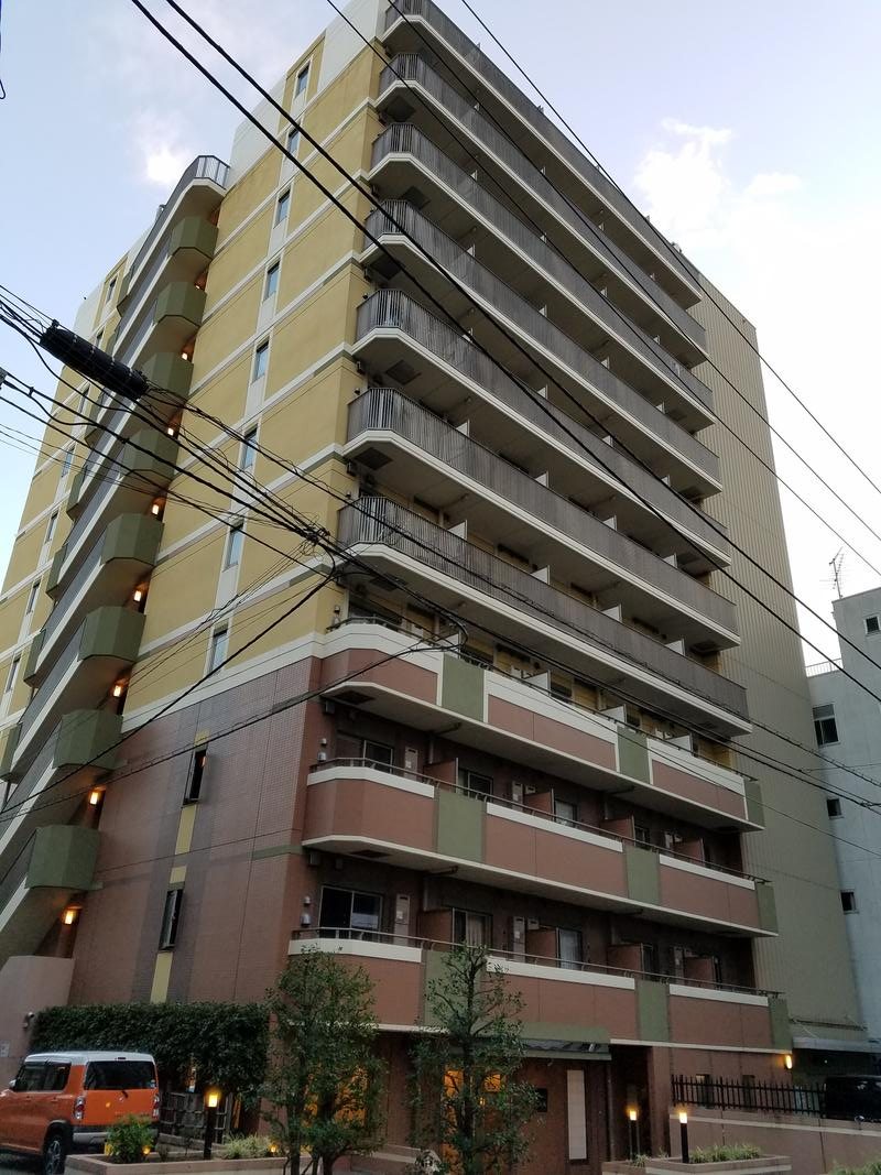 ライジングプレイス石川町の外観