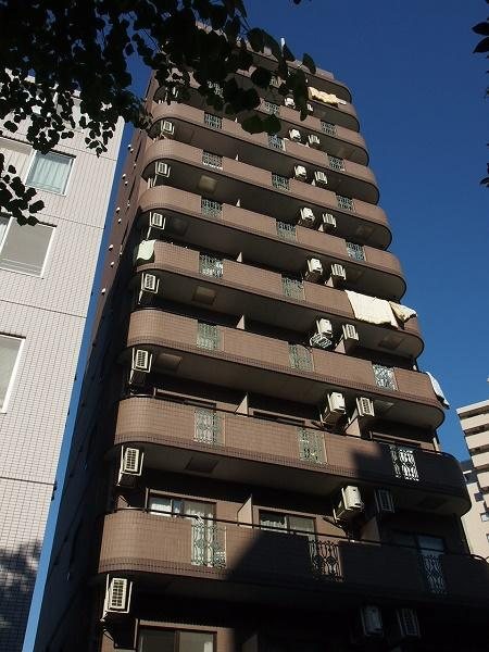 グリフィン横浜・山下公園弐番館の外観