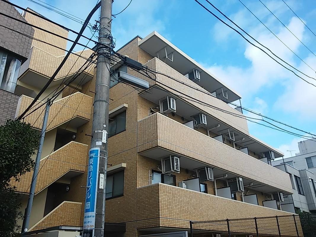 藤和シティコープ大倉山駅前の外観