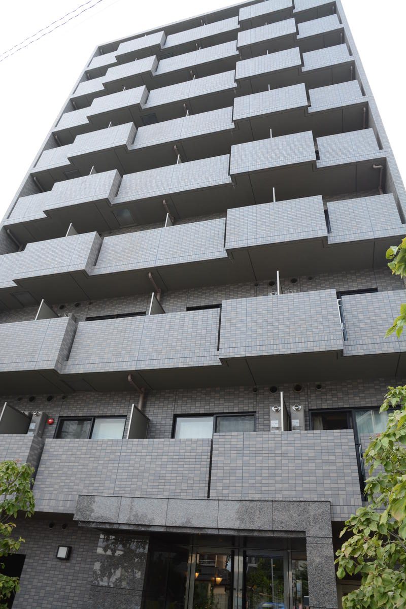 ルーブル川崎の建物外観