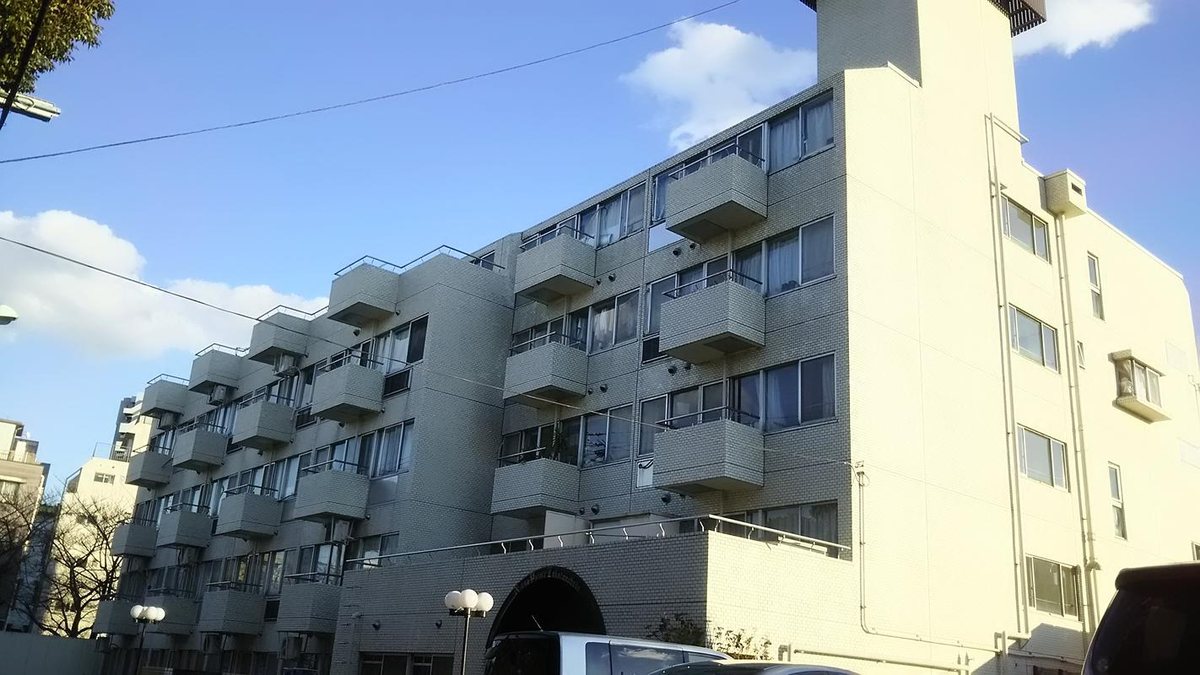 日興パレス高田馬場の外観