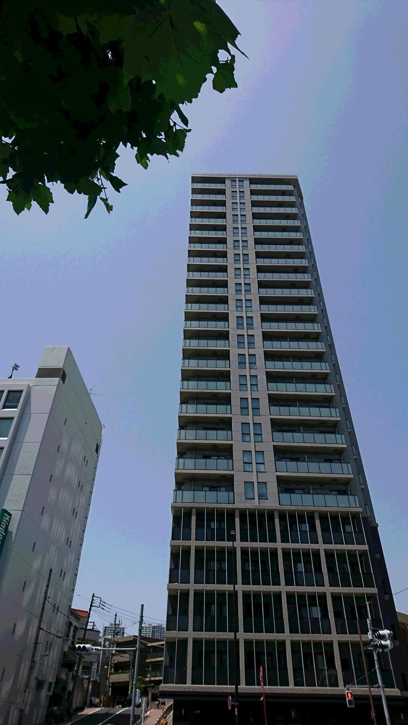 クレヴィアタワー池田山の外観
