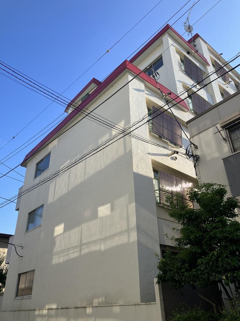 中野坂上ローヤルコーポの外観