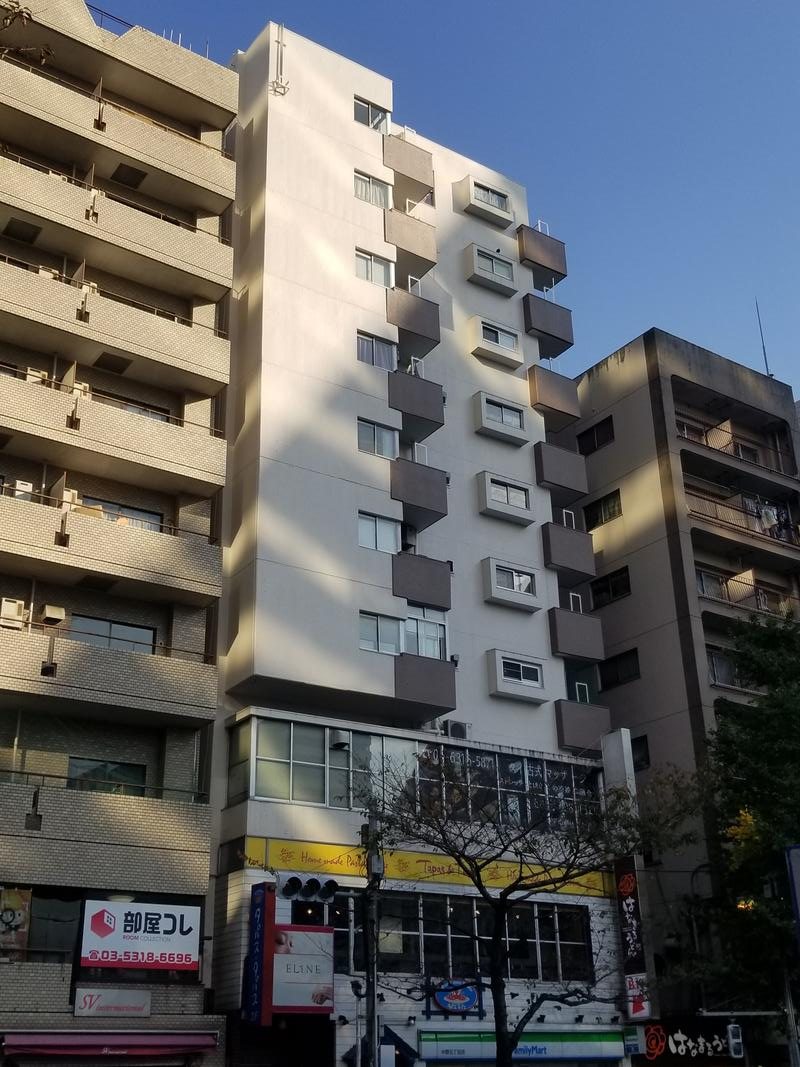 ビジネスハイツ中野の外観