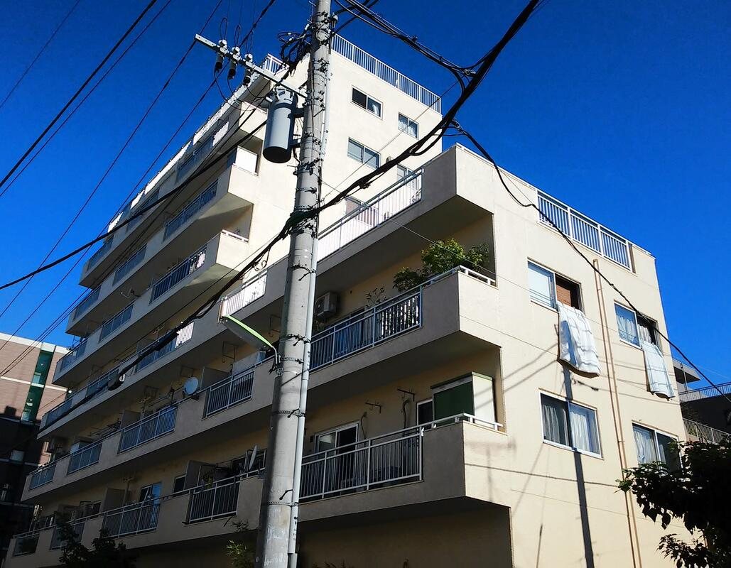 マンション下北沢の外観