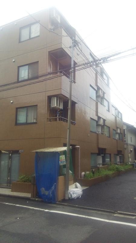 エヴェナール西落合の建物外観