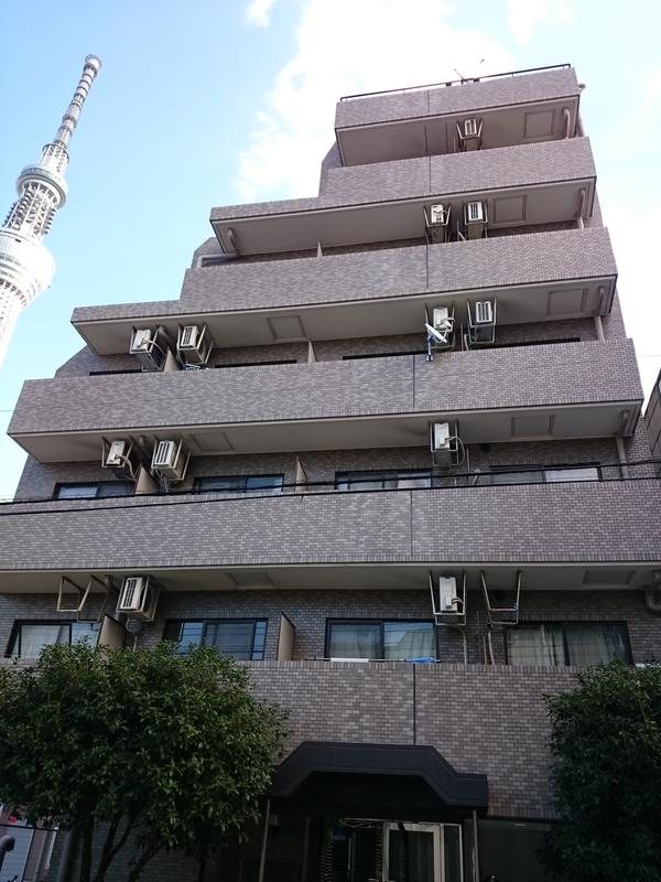 ライオンズマンション東駒形の外観