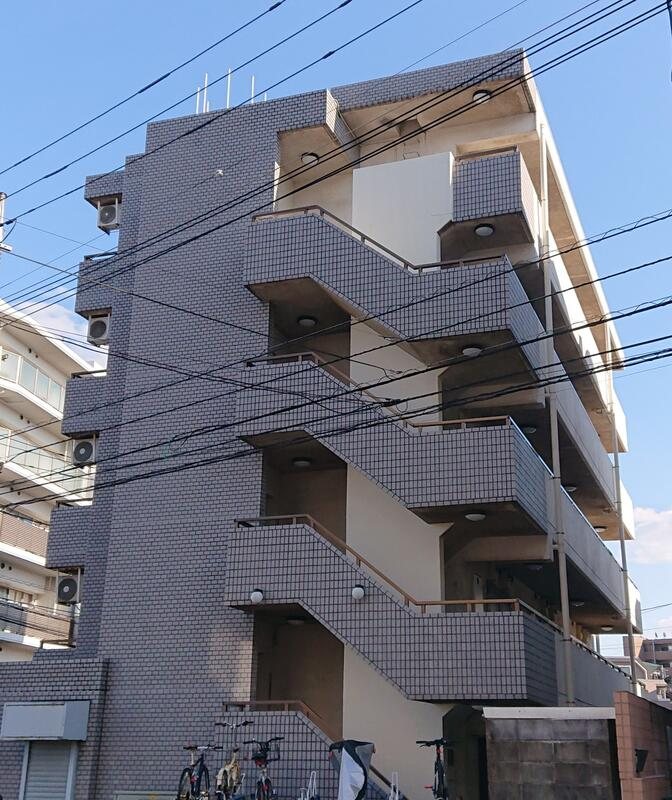 パレドール都立家政の建物外観