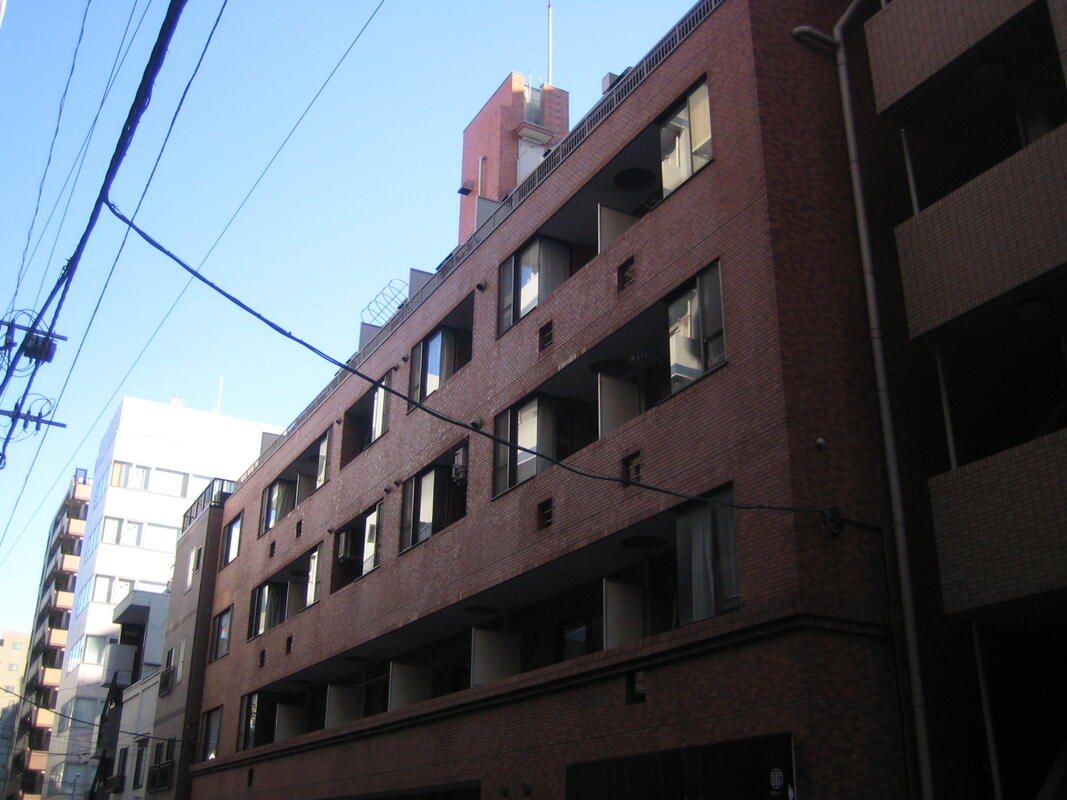 朝日八丁堀マンションの外観