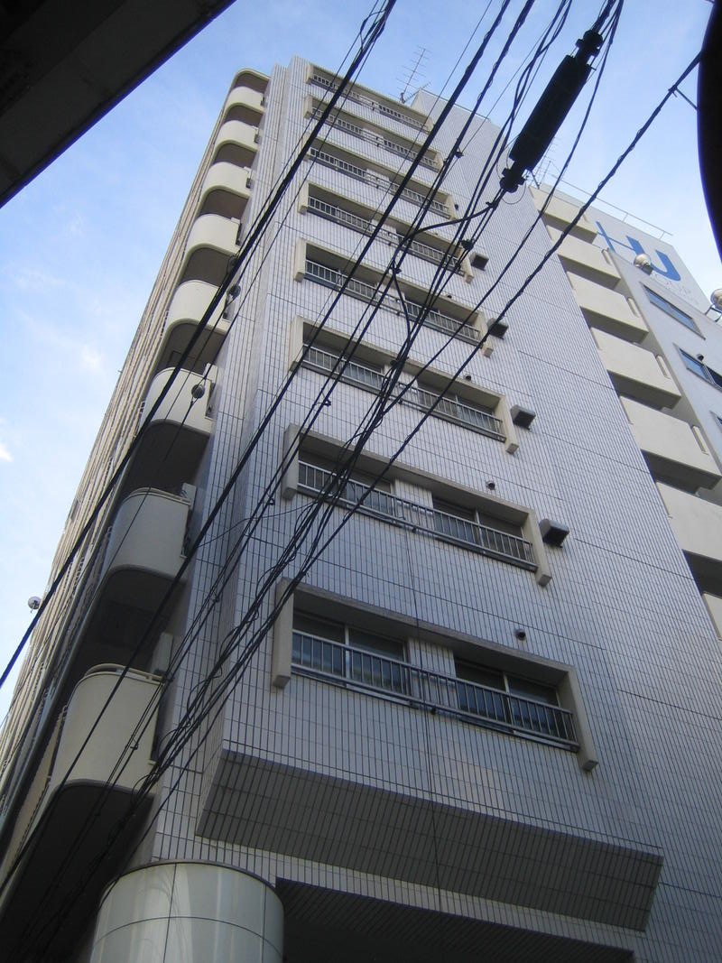 ニューパース上大岡の外観